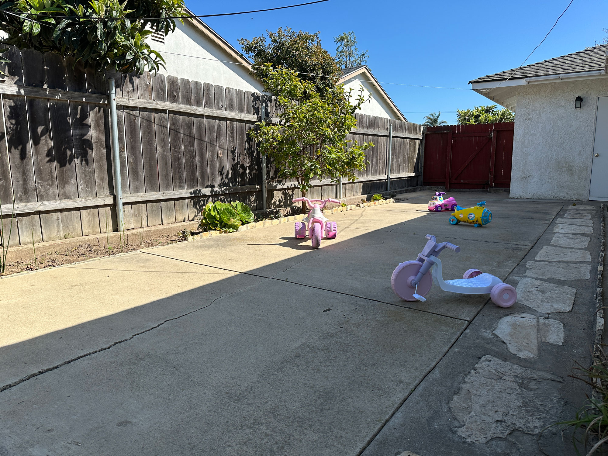 Outdoor view of the Childcare facility in Santa Maria